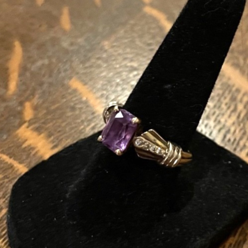 Vintage 14k Gold Amethyst Ring with diamond accents 5.69g Size 6.5 - Picture 6 of 13